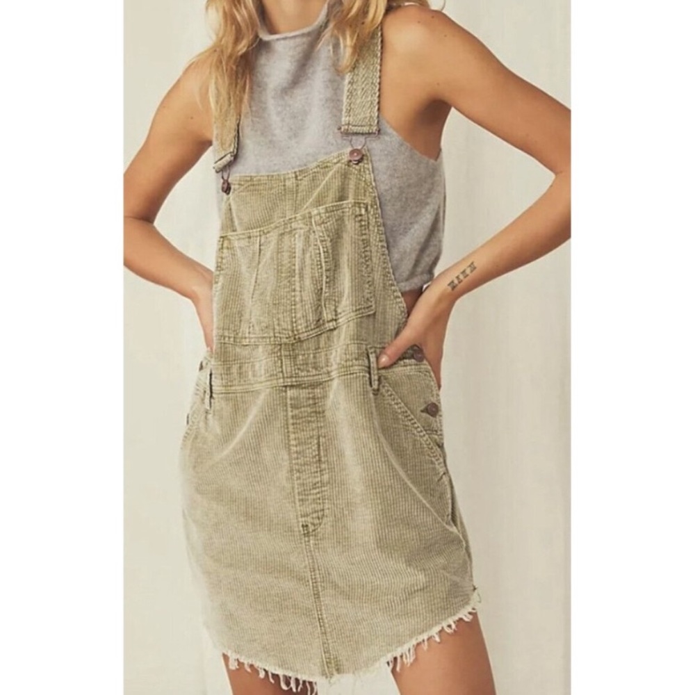 curdoroy overall dress-light green